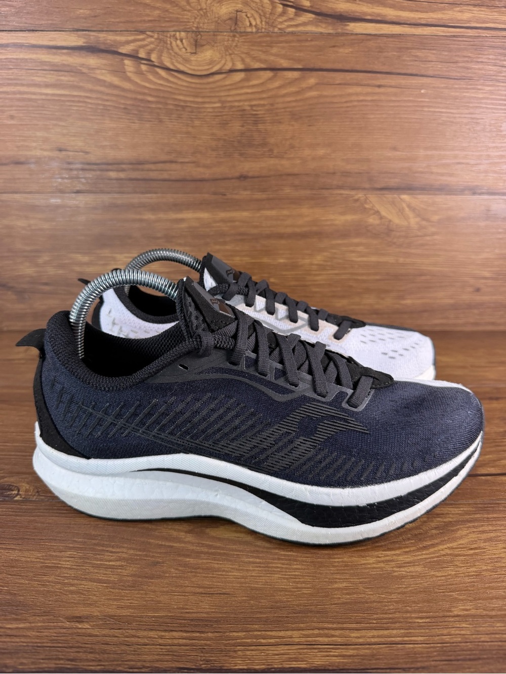 Saucony Endorphin Speed 2 Womens Running Shoes Size 9 Athletic Sneakers